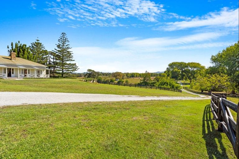 Photo of property in 188 Tongue Farm Road, Tawharanui Peninsula, Matakana, 0985