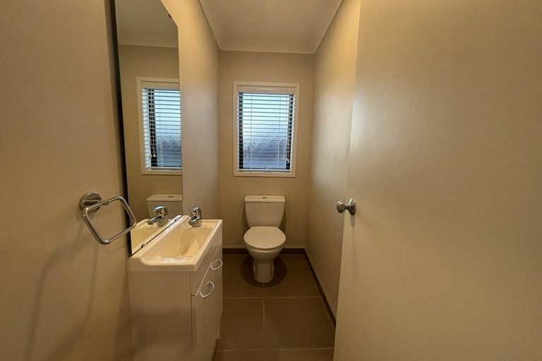 Photo of property in 208 Kyle Road, Greenhithe, Auckland, 0632