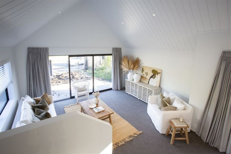 Photo of property in 1/11 Truscotts Road, Heathcote Valley, Christchurch, 8022