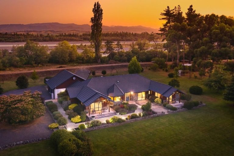 Photo of property in 423 Northbank Road, Kaituna, Blenheim, 7275