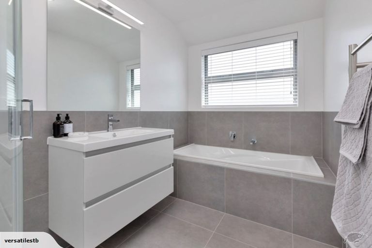 Photo of property in 45 Lake Drive, Tikipunga, Whangarei, 0112