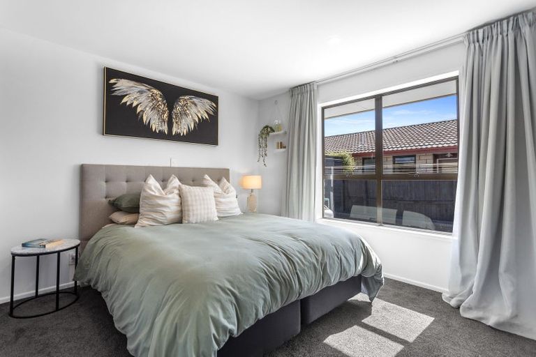 Photo of property in 1/12 Camrose Place, Ilam, Christchurch, 8041