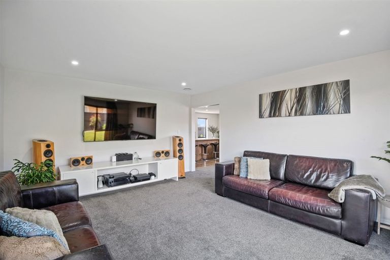 Photo of property in 6 Beak Street, Rolleston, 7615