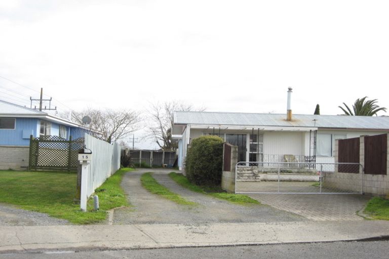 Photo of property in 15 Cabot Place, Flaxmere, Hastings, 4120