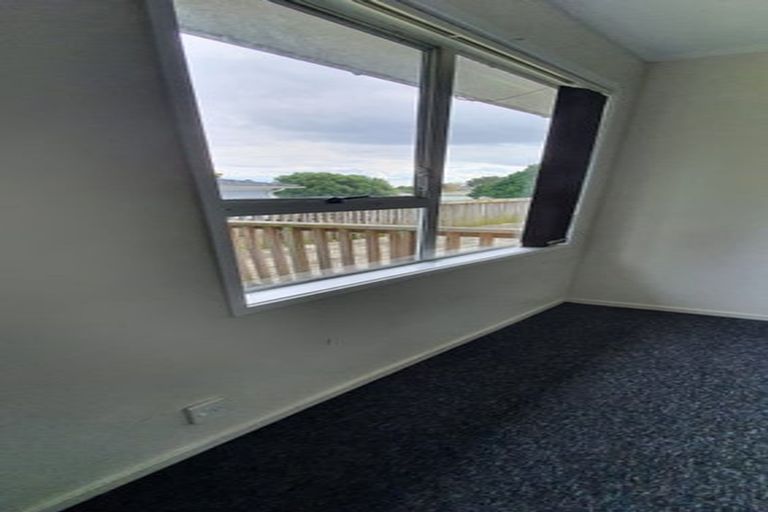 Photo of property in 26 Burbank Avenue, Manurewa, Auckland, 2102