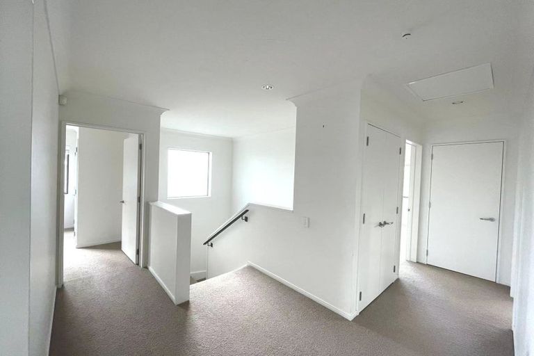 Photo of property in 3 Mccathie Drive, Flat Bush, Auckland, 2019