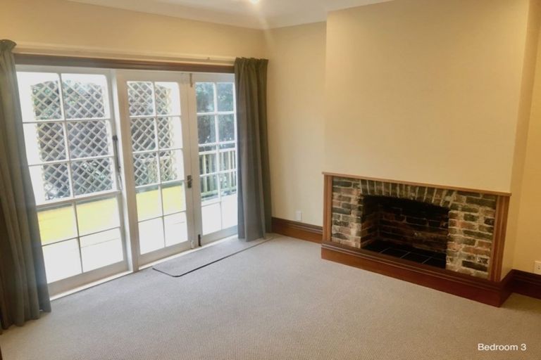 Photo of property in 107 Pirie Street, Mount Victoria, Wellington, 6011