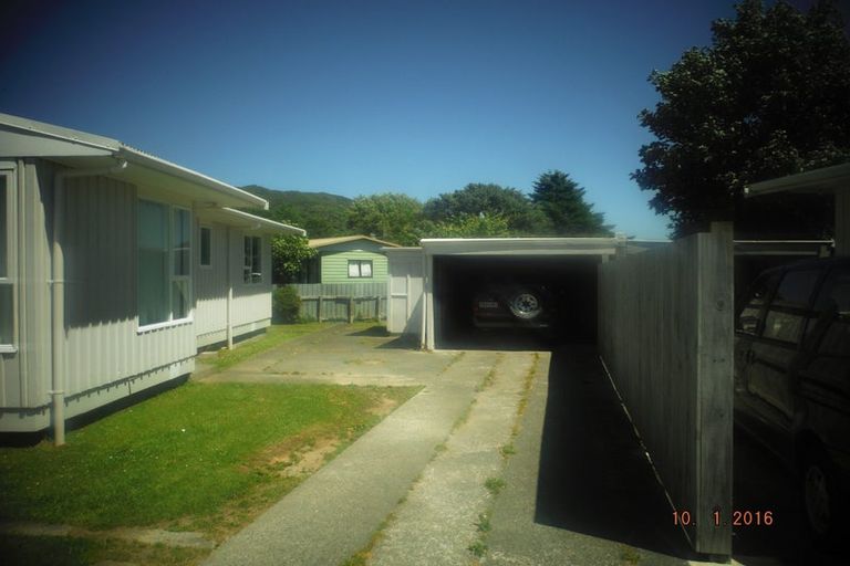 Photo of property in 12 Aporoa Grove, Wainuiomata, Lower Hutt, 5014