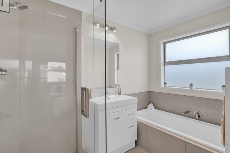 Photo of property in 55 Pendarves Street, New Plymouth, 4310