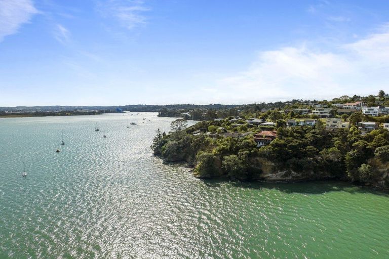 Photo of property in 16 Brigantine Drive, Beach Haven, Auckland, 0626