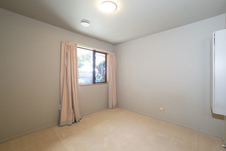 Photo of property in 21 Mona Square, Ashburton, 7700