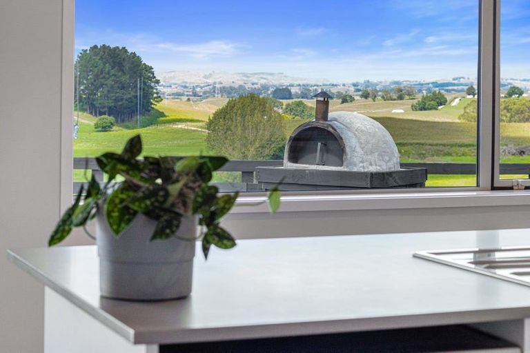 Photo of property in 125 Te Tahi Road, Puketotara, Te Awamutu, 3876