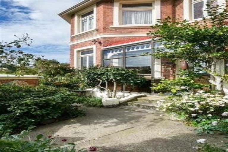 Photo of property in 72 York Place, Dunedin Central, Dunedin, 9016
