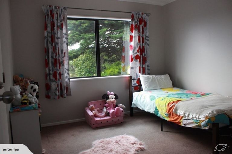 Photo of property in 94 Arawhata Street, Ranui, Porirua, 5024