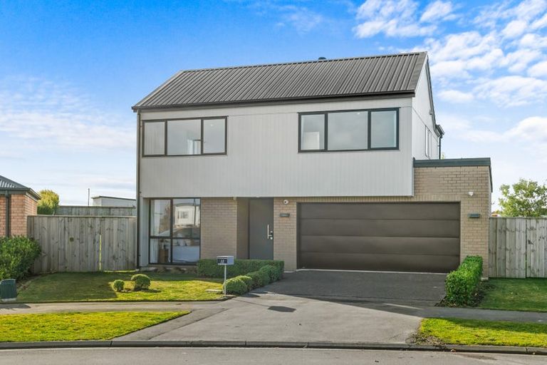 Photo of property in 10 Sholto Duncan Crescent, Halswell, Christchurch, 8025