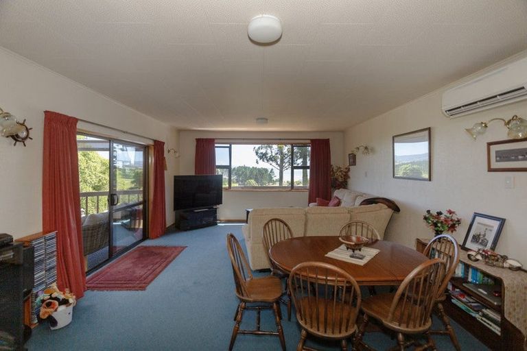Photo of property in 16 Coronation Street, Moeraki, Palmerston, 9482