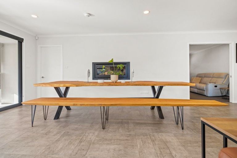 Photo of property in 16 Stace Hopper Drive, One Tree Point, 0118