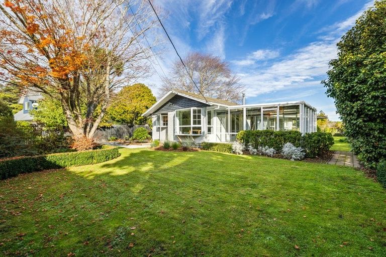 Photo of property in 11a Ashgrove Terrace, Somerfield, Christchurch, 8024