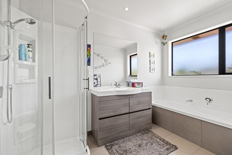 Photo of property in 7 Molesworth Drive, Mangawhai, 0505