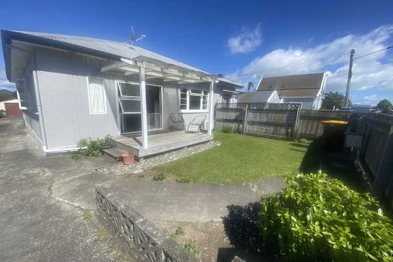 Photo of property in 1/28 Ranui Road, Stoke, Nelson, 7011