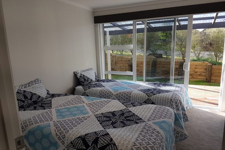 Photo of property in 27 Tremaine Avenue, Two Mile Bay, Taupo, 3330