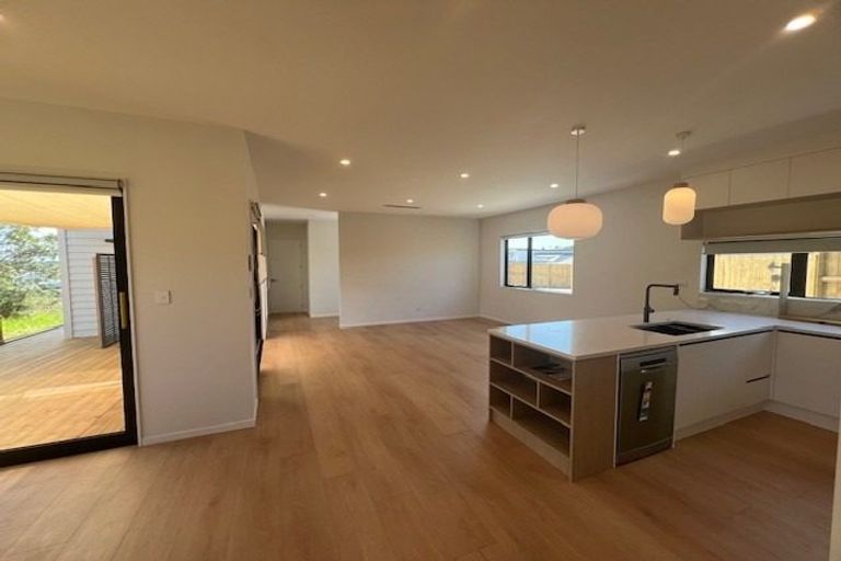 Photo of property in 44 Ta Moko Drive, Gulf Harbour, Whangaparaoa, 0930