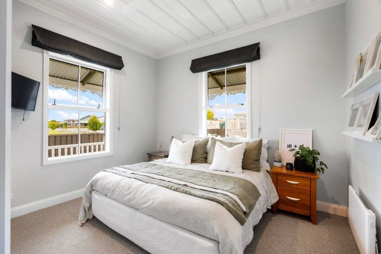 Photo of property in 13 Auckland Road, Greenmeadows, Napier, 4112