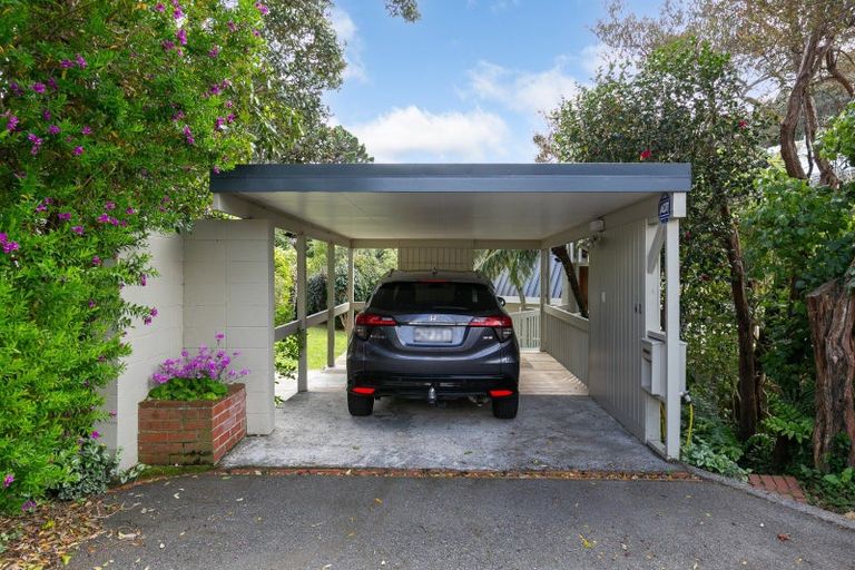 Photo of property in 11a Kamla Way, Khandallah, Wellington, 6035