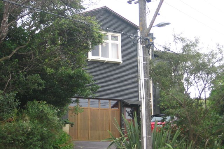 Photo of property in 32a Heke Street, Ngaio, Wellington, 6035
