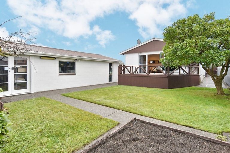 Photo of property in 28 Barrowclough Street, Hoon Hay, Christchurch, 8025