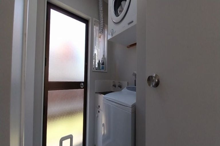 Photo of property in 64 Wakefield Street, Alicetown, Lower Hutt, 5010