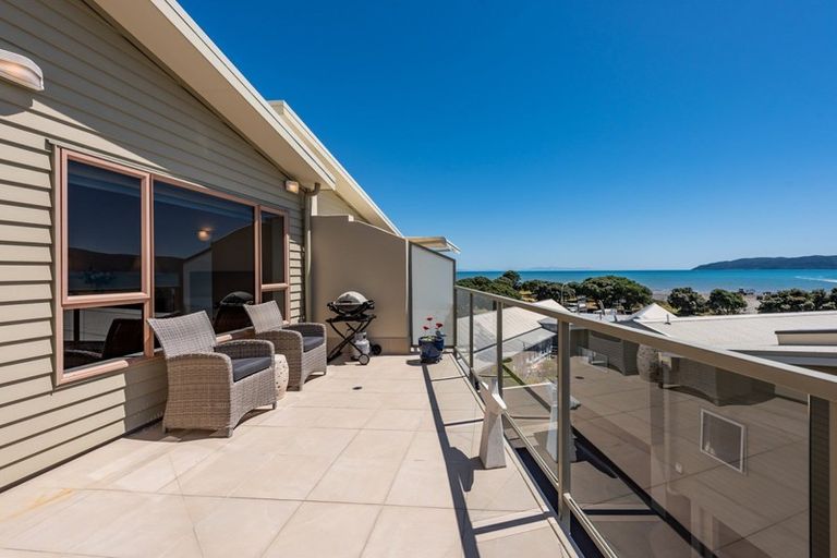 Photo of property in 11/1 Marine Parade, Paraparaumu Beach, Paraparaumu, 5032