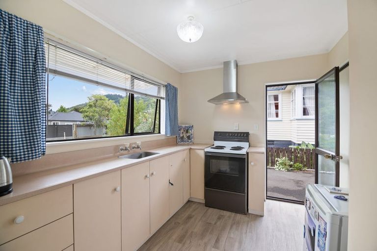 Photo of property in 156 Tipahi Street, Nelson South, Nelson, 7010