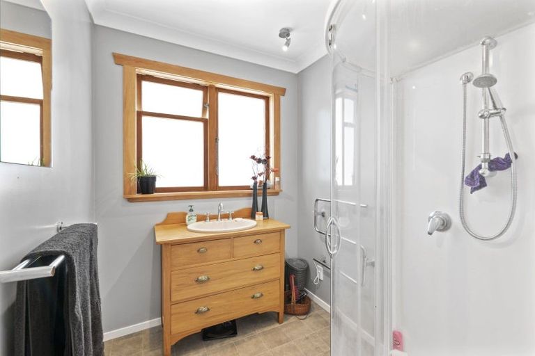 Photo of property in 9 Paisley Street, Levin, 5510