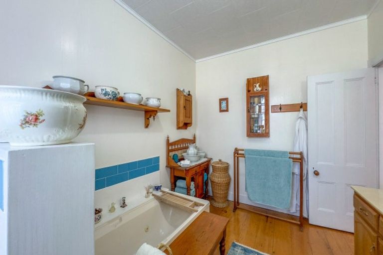 Photo of property in 402 Williamson Street, Thames, 3500