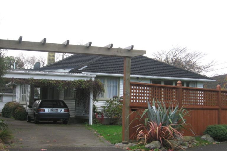 Photo of property in 153 Riverside Drive, Waiwhetu, Lower Hutt, 5010