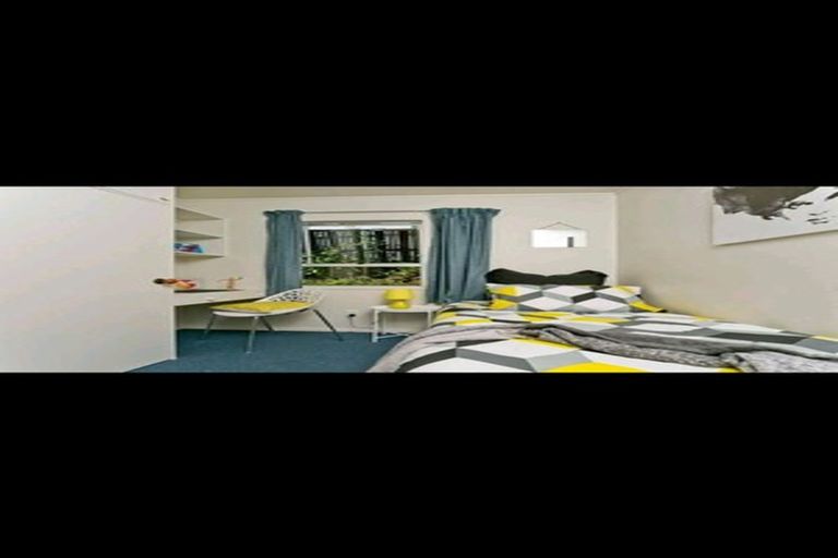 Photo of property in 85a Spinella Drive, Bayview, Auckland, 0629