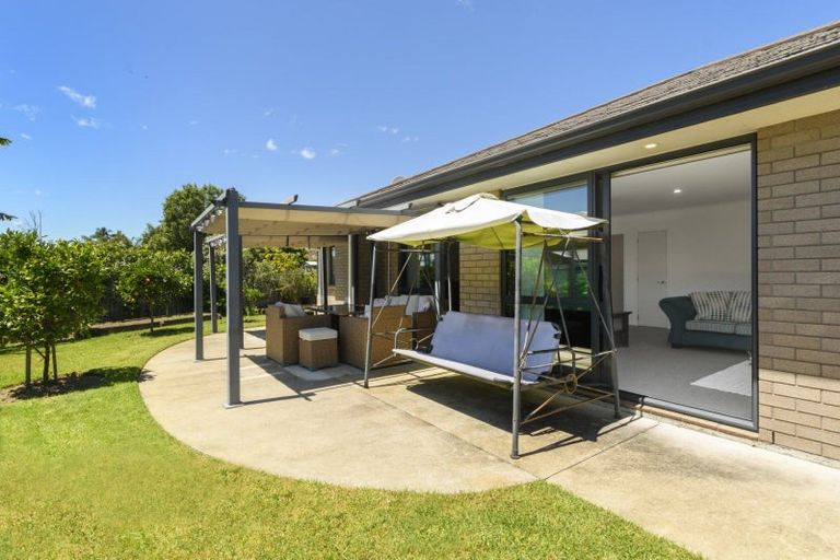 Photo of property in 54 Fairfax Crescent, Pyes Pa, Tauranga, 3112