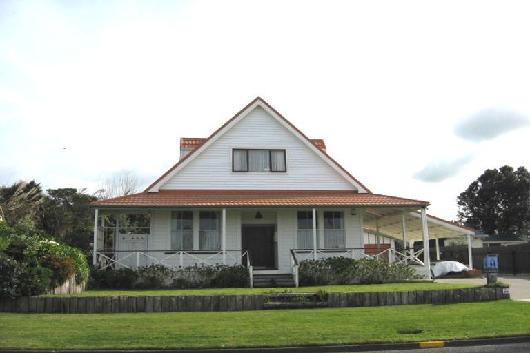 Photo of property in 23 Waitote Street, Castlecliff, Whanganui, 4501