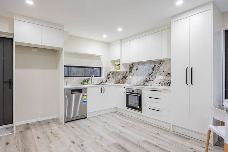 Photo of property in 4/6 Vine Street, Mangere East, Auckland, 2024