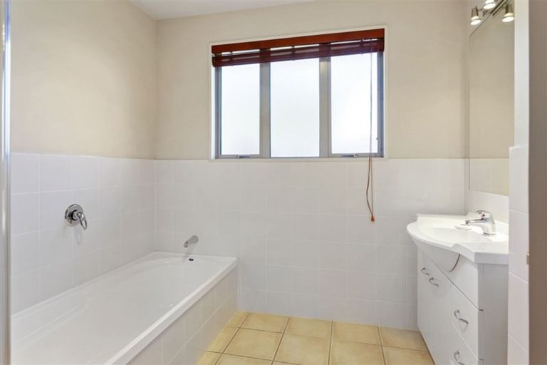 Photo of property in 2b Stopforth Street, Woodend, 7610