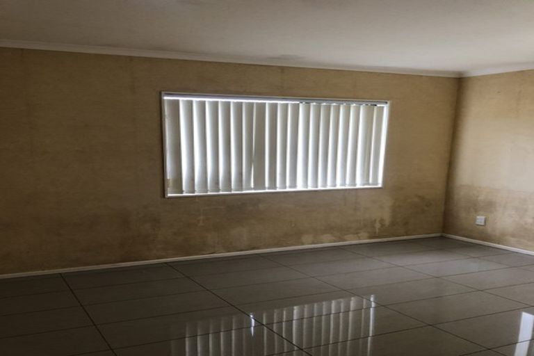 Photo of property in 25 Medvale Avenue, Flat Bush, Auckland, 2019