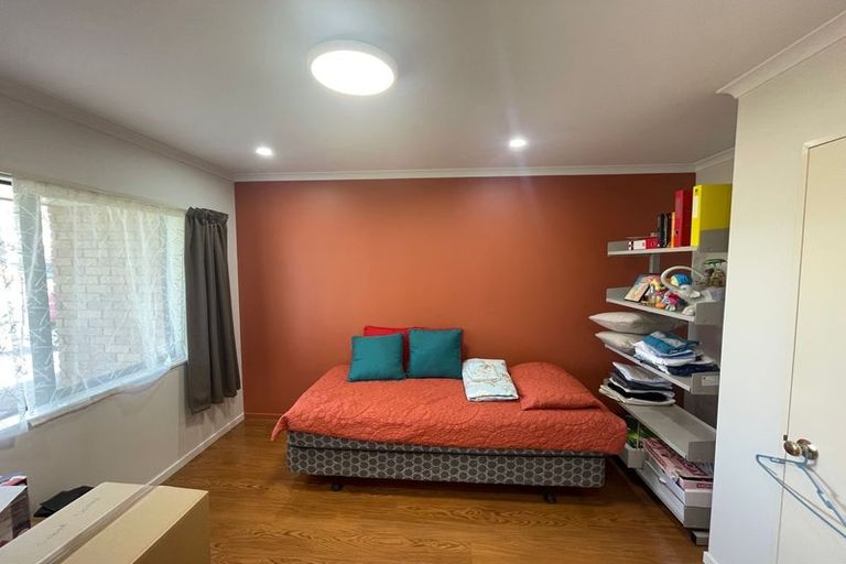 Photo of property in 5 Hawkley Close, Flat Bush, Auckland, 2019
