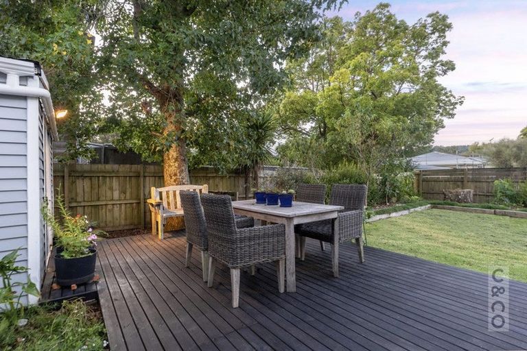 Photo of property in 23 Queen Street, Riverhead, 0820