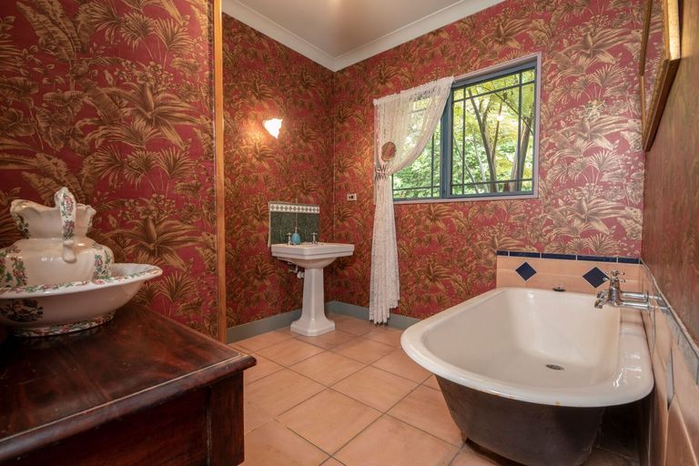 Photo of property in 54 Cookson Road, Kawakawa, 0282