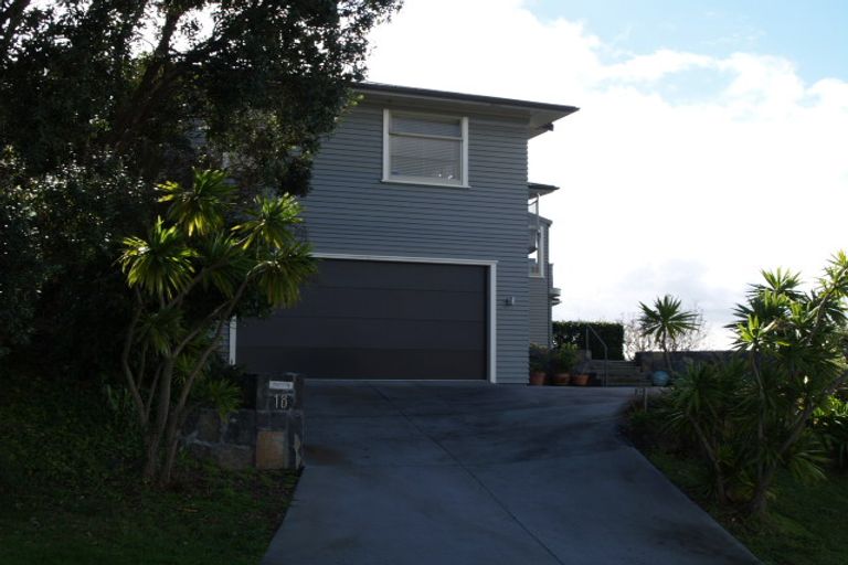 Photo of property in 18 Churchill Road, Cockle Bay, Auckland, 2014