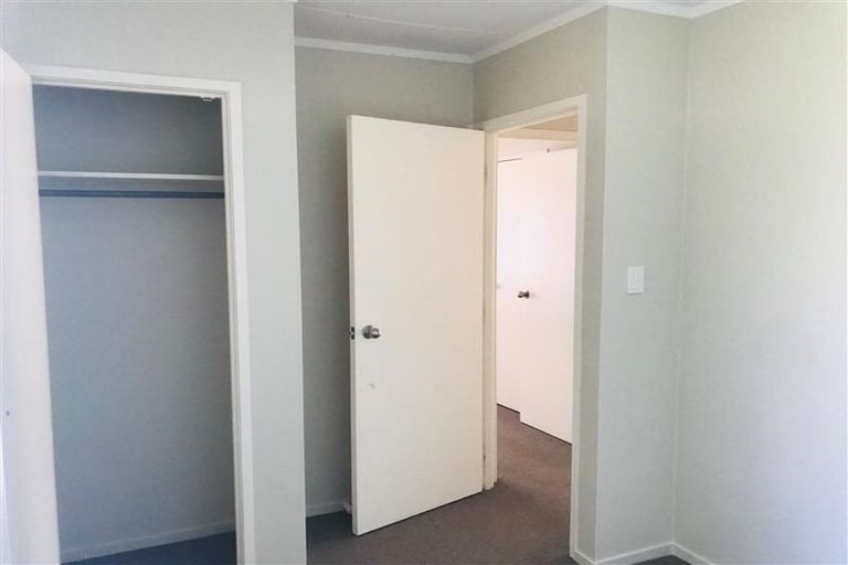 Photo of property in 2/355 Roscommon Road, Clendon Park, Auckland, 2103
