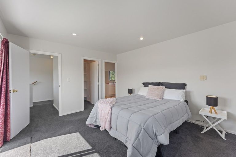 Photo of property in 22 Granville Street, Silverstream, Upper Hutt, 5019