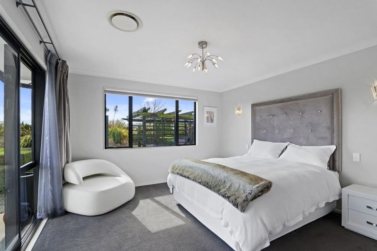 Photo of property in 29 Whitcombe Place, Darfield, 7571