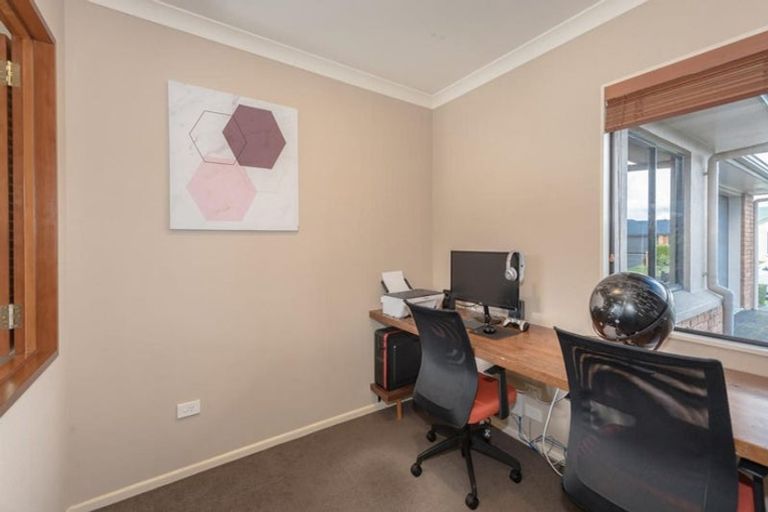 Photo of property in 41 Farringdon Avenue, Rototuna North, Hamilton, 3210